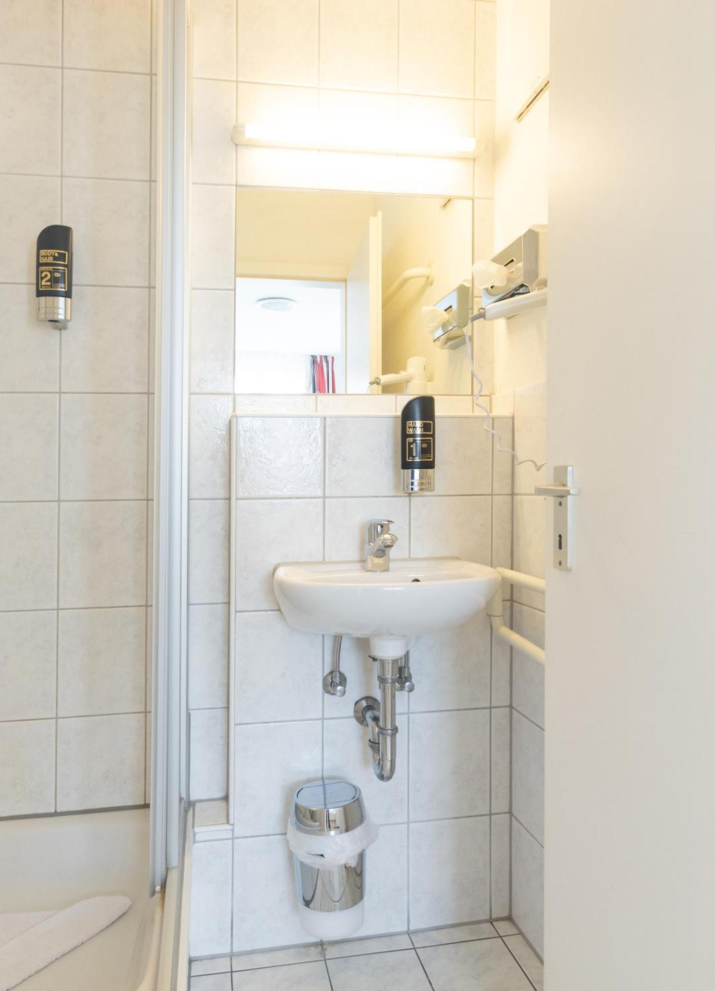 Gasthaus Traube, Ludwigshafen, Bodensee, Seenah Gelegen Bodman-Ludwigshafen Dış mekan fotoğraf